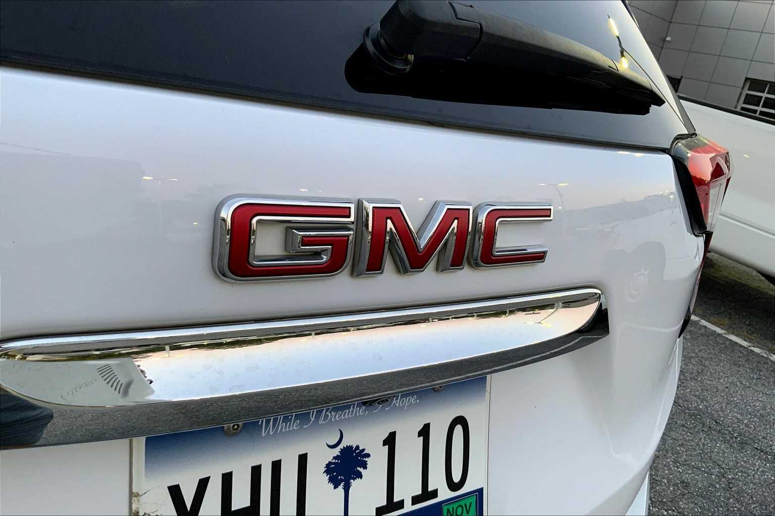 2024 Gmc Terrain SLT photo 8