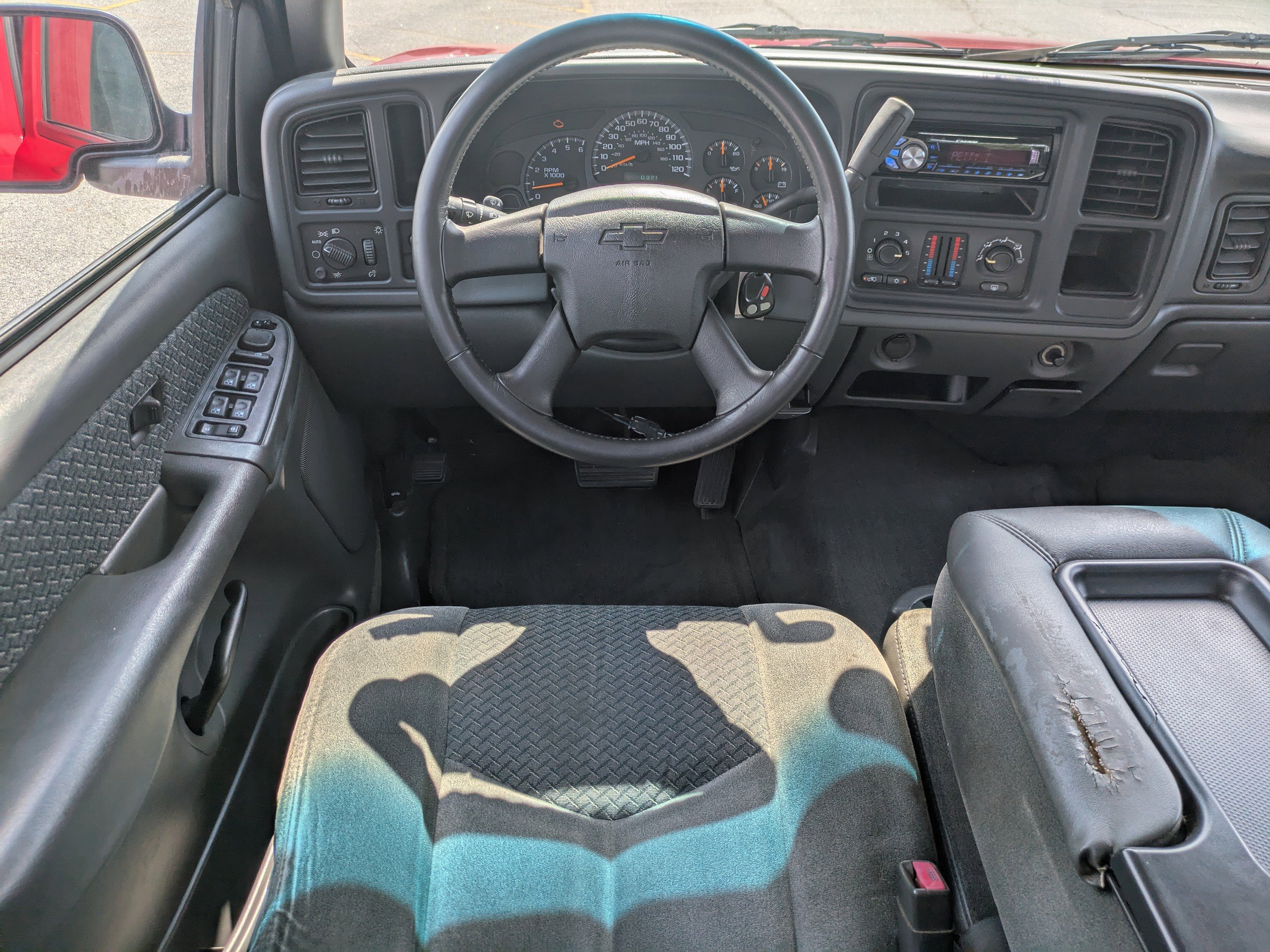 2004 Chevrolet Avalanche photo 15