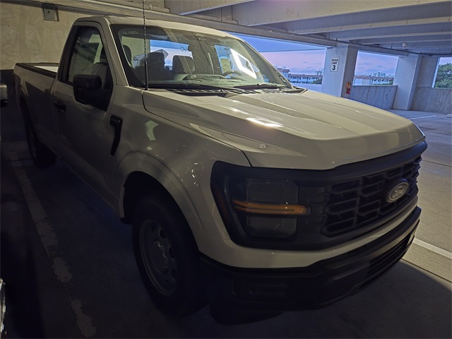 2025 Ford F-150 XL photo 2