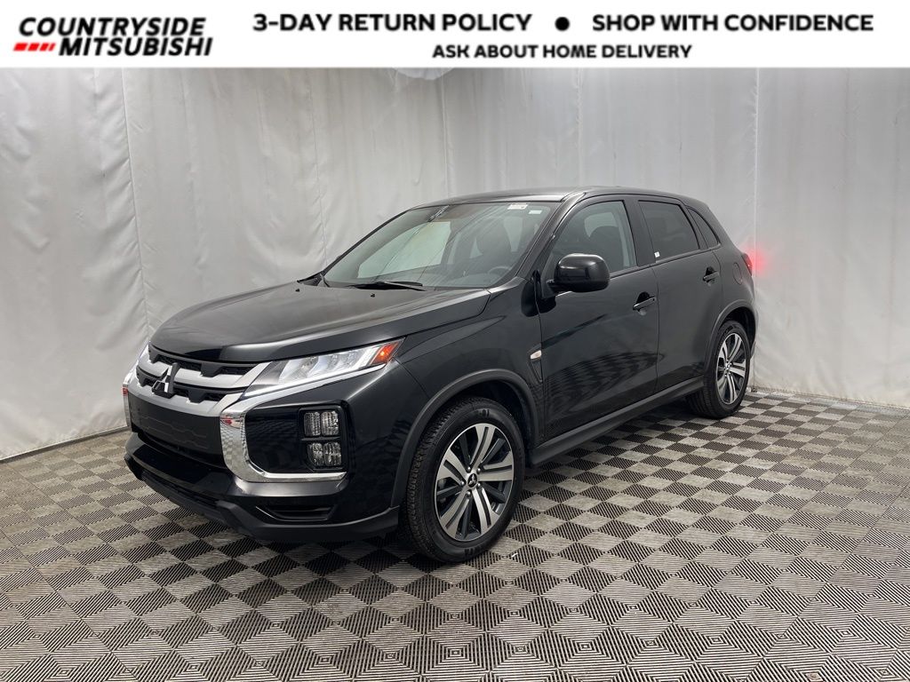 2024 Mitsubishi Outlander Sport ES's photo