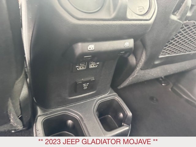 2023 Jeep Gladiator Mojave photo 19