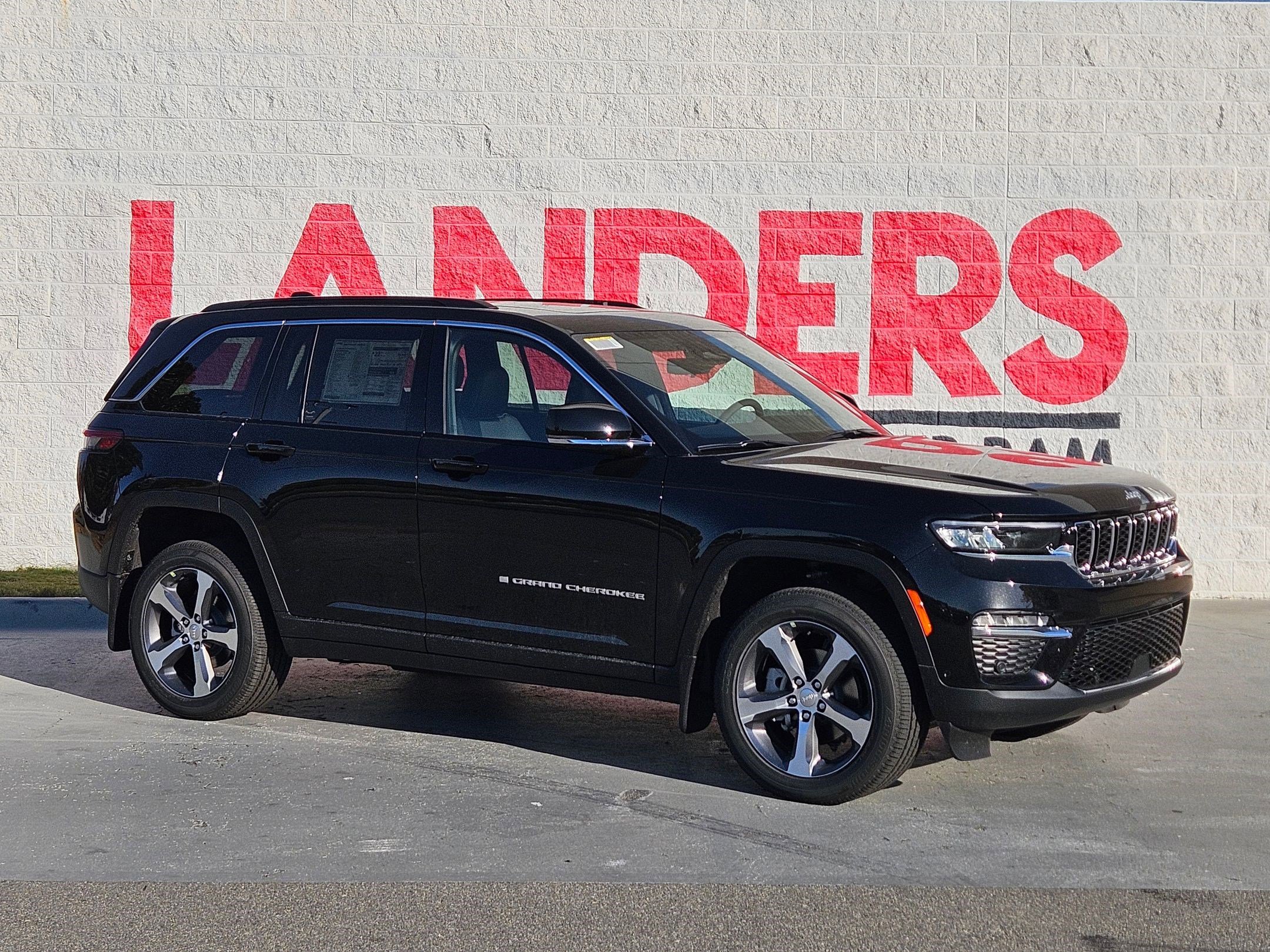 2025 Jeep Grand Cherokee Limited's photo