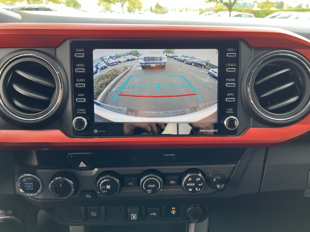 2020 Toyota Tacoma SR5 photo 18