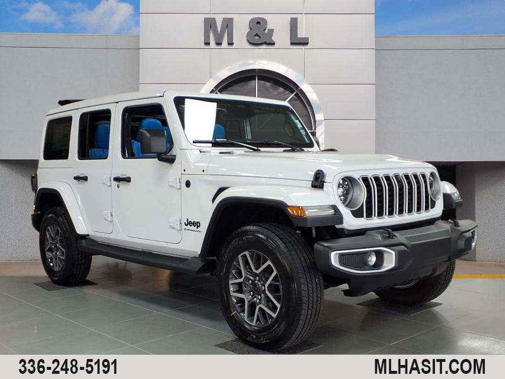 2026 Jeep Wrangler 4-Door Sahara's photo