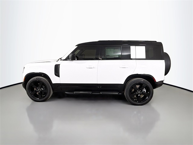 2025 Land Rover Defender 110 X-Dynamic SE photo 6