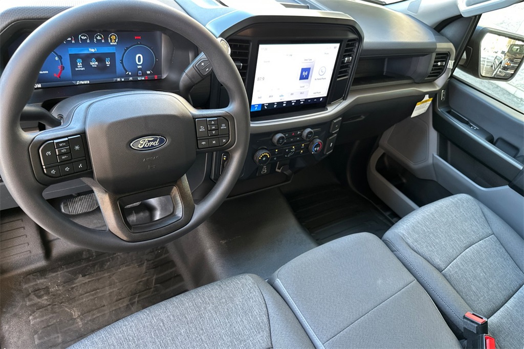 2025 Ford F-150 XL photo 12