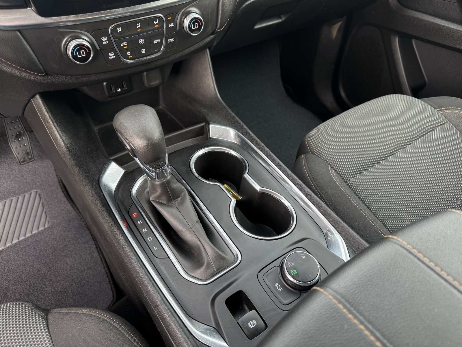 2021 Chevrolet Traverse LS photo 22