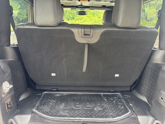 2015 Jeep Wrangler Freedom photo 7