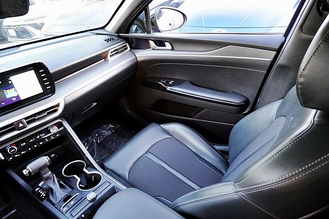 Used 2023 Blue Kia GT-Line image 19