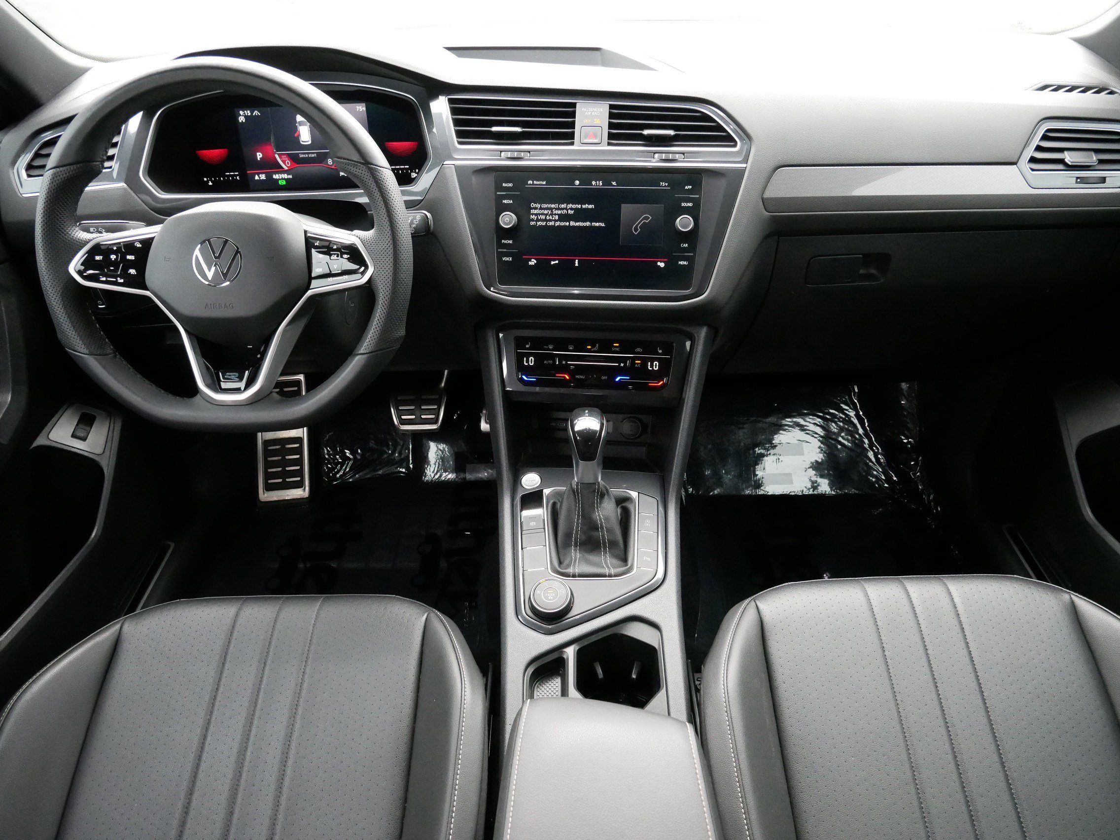 2022 Volkswagen Tiguan SE R-Line Black photo 10