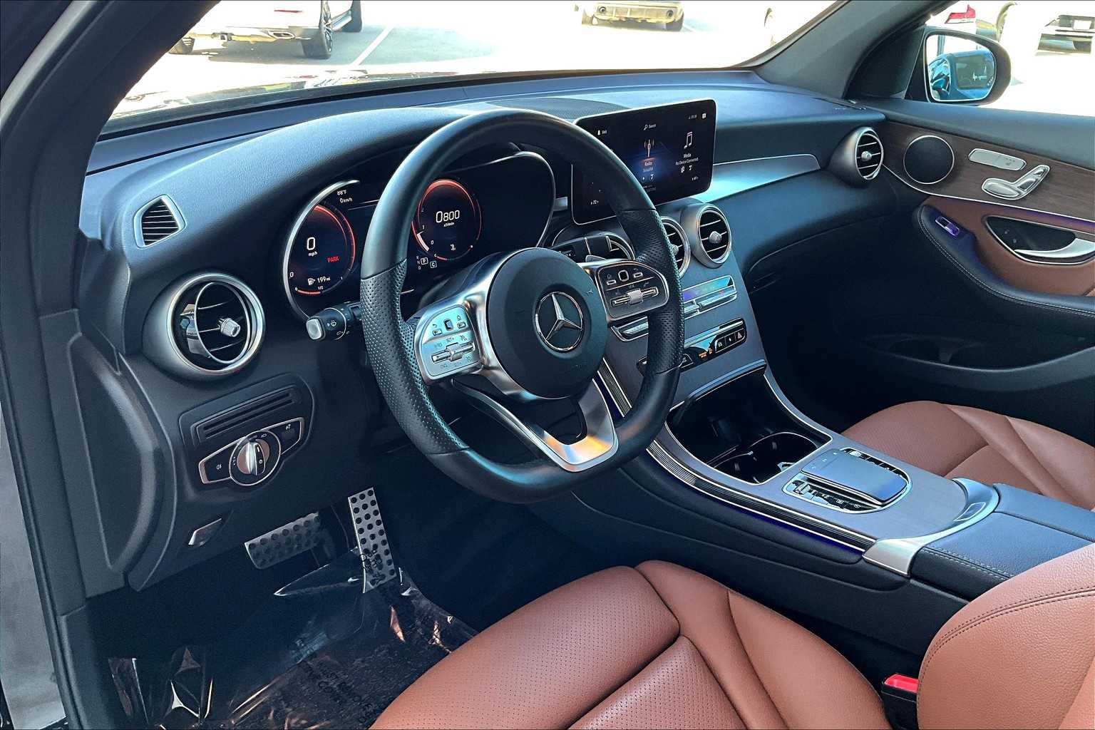 2022 Mercedes Benz GLC 300 photo 15