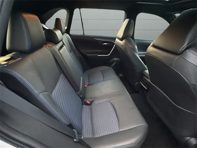 2021 Toyota RAV4 Hybrid XSE photo 26