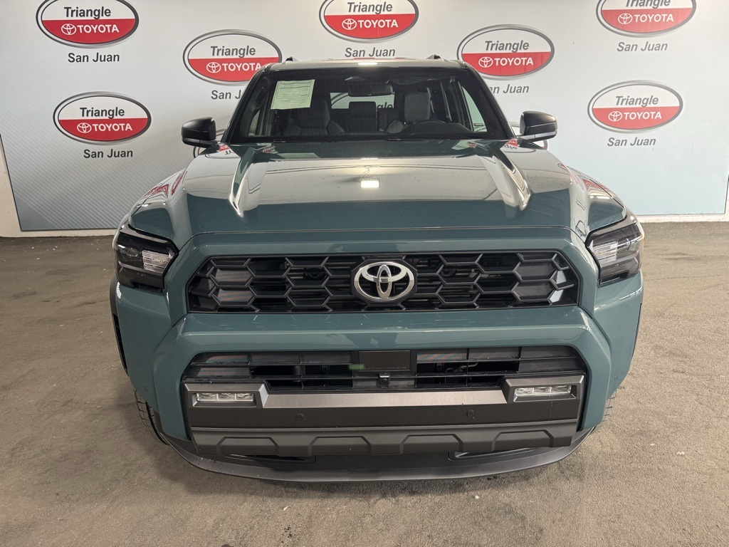 2025 Toyota 4Runner photo 2