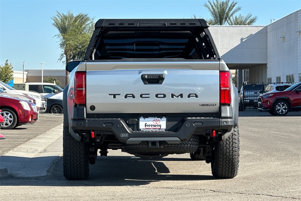 2025 Toyota Tacoma Trailhunter photo 5