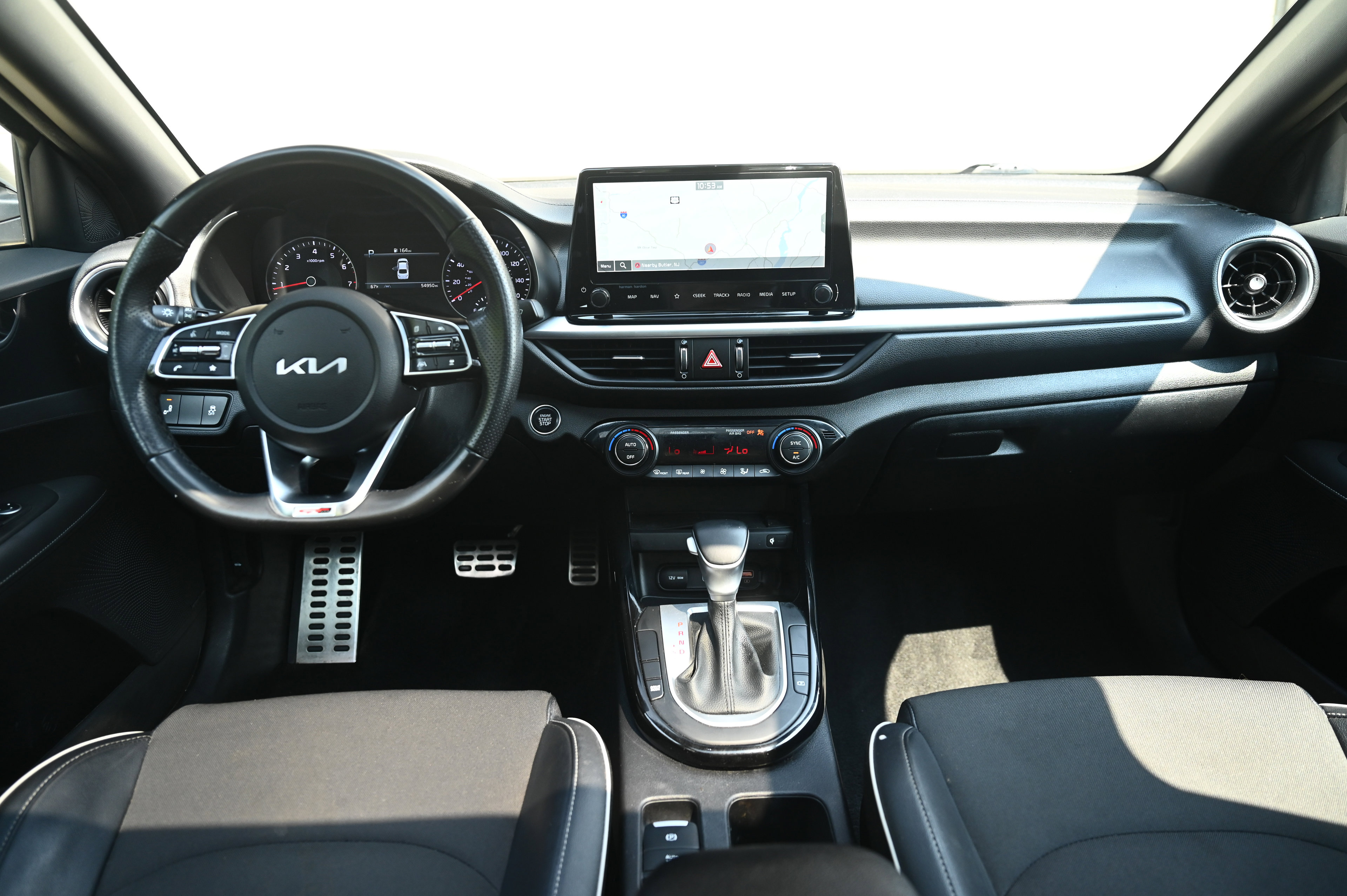 2023 Kia Forte GT-Line photo 33