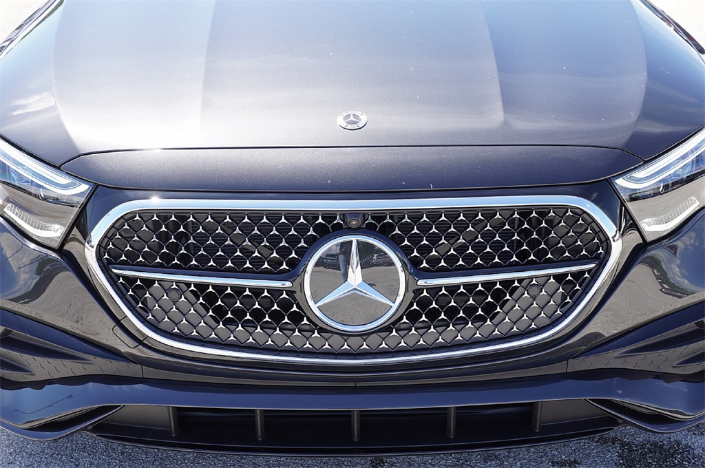 2026 Mercedes Benz E 350 photo 7