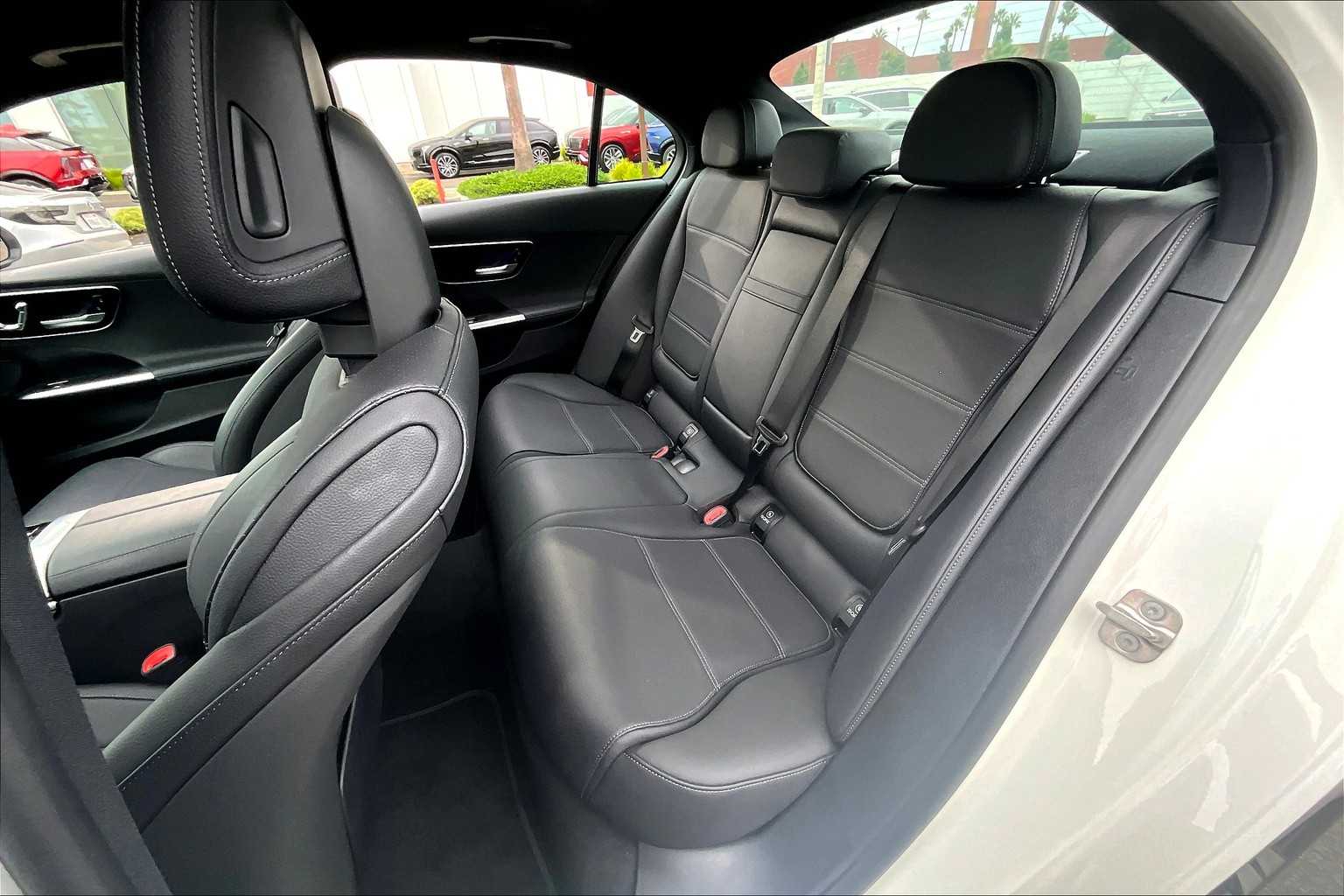 2024 Mercedes Benz C 300 photo 18