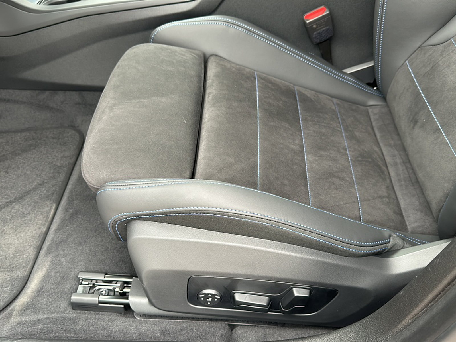 2025 Bmw M235i photo 6