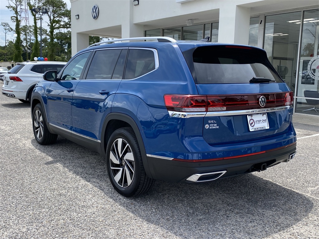 2025 Volkswagen Atlas SEL photo 5
