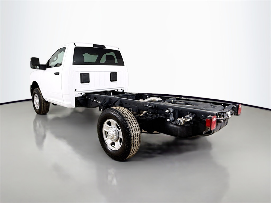 2024 Ram 3500 Tradesman photo 7