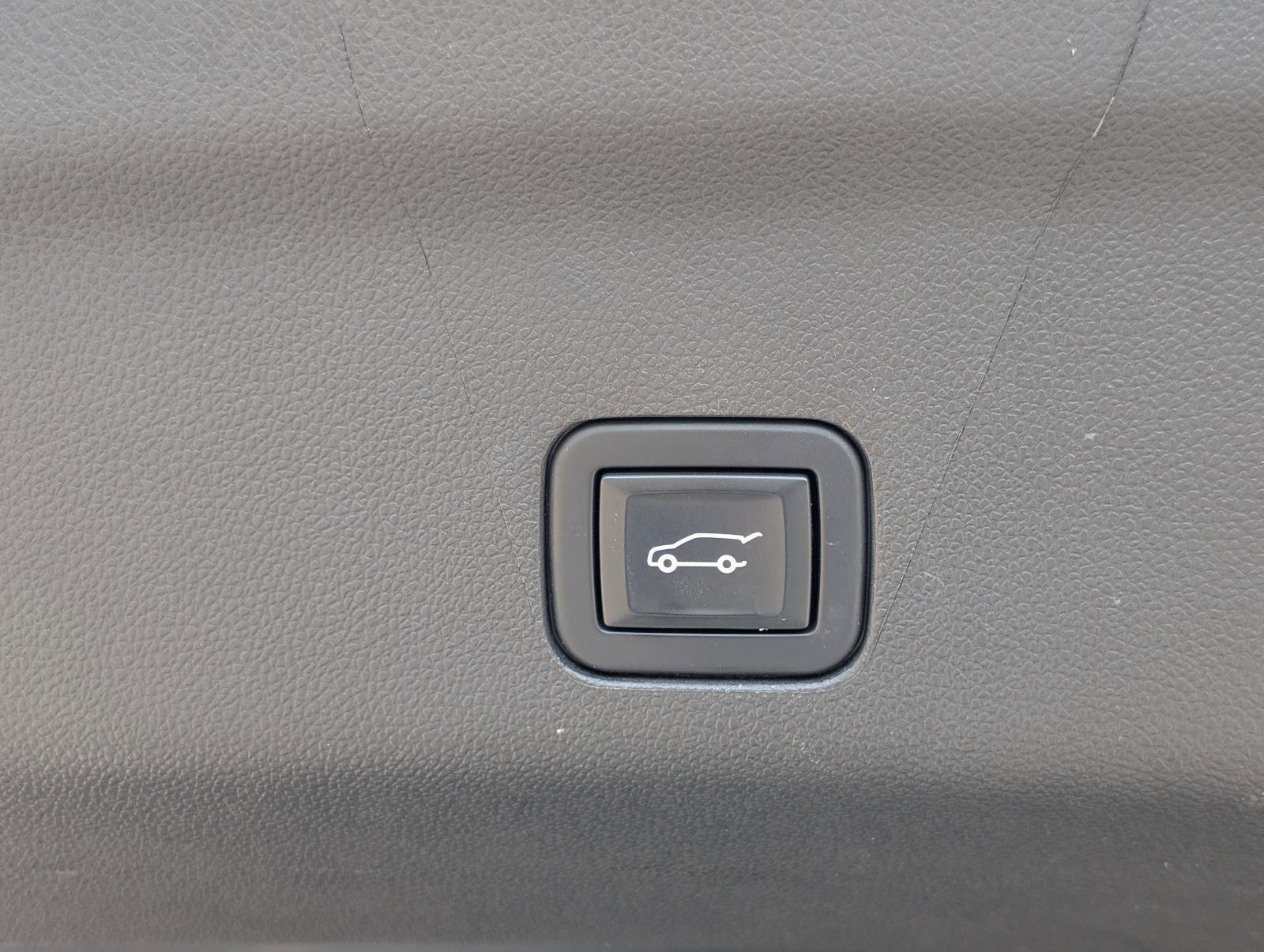 2022 Gmc Yukon SLT photo 10