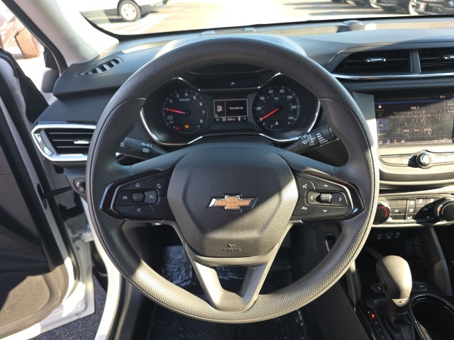 2023 Chevrolet Trailblazer LT photo 14