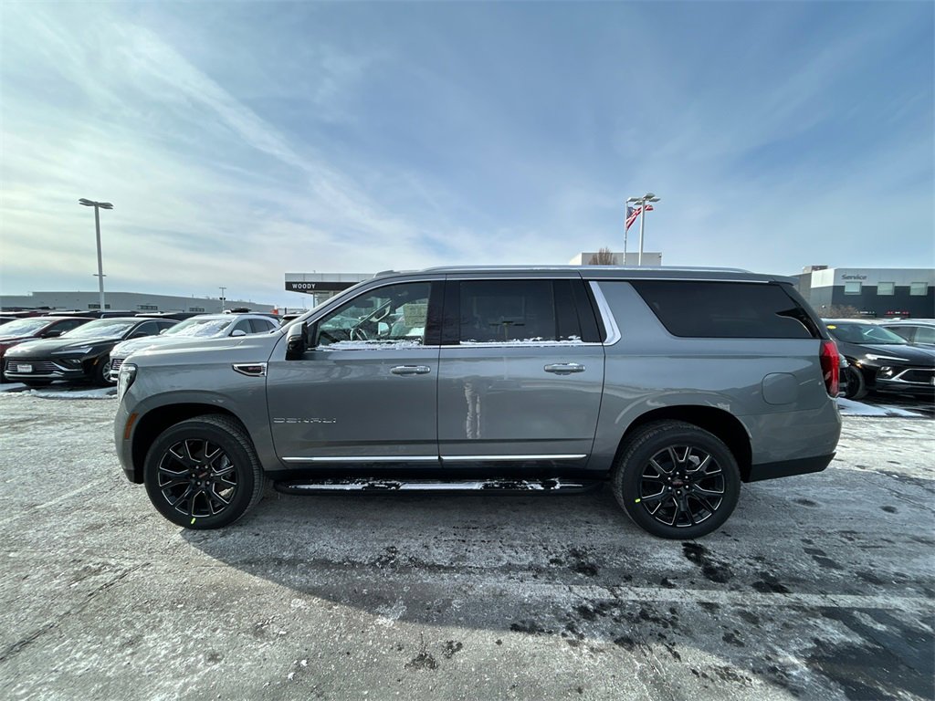 2026 GMC YUKON XL - Image 4