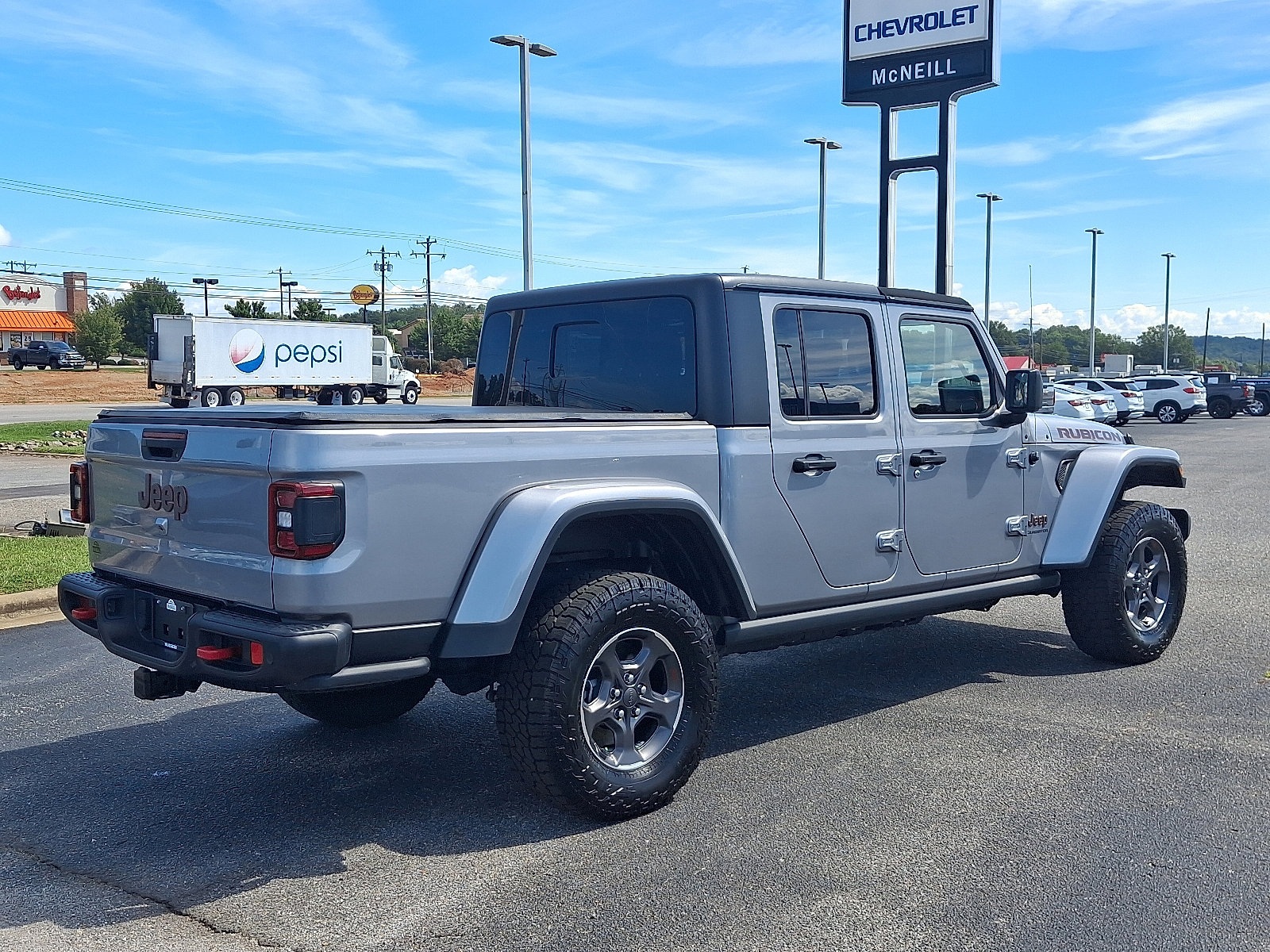2020 Jeep Gladiator Rubicon photo 4