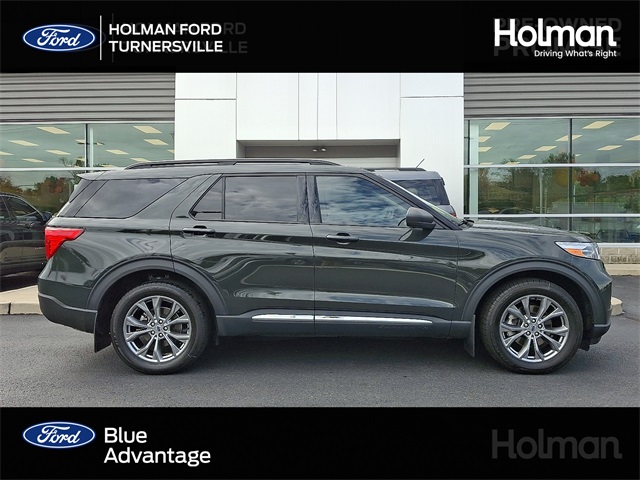 2022 Ford Explorer XLT's photo