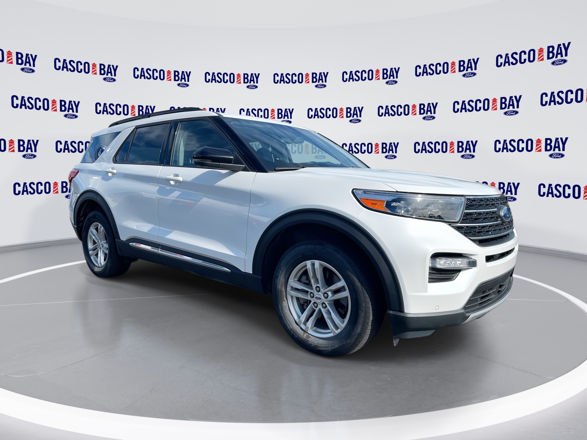 2022 Ford Explorer XLT's photo