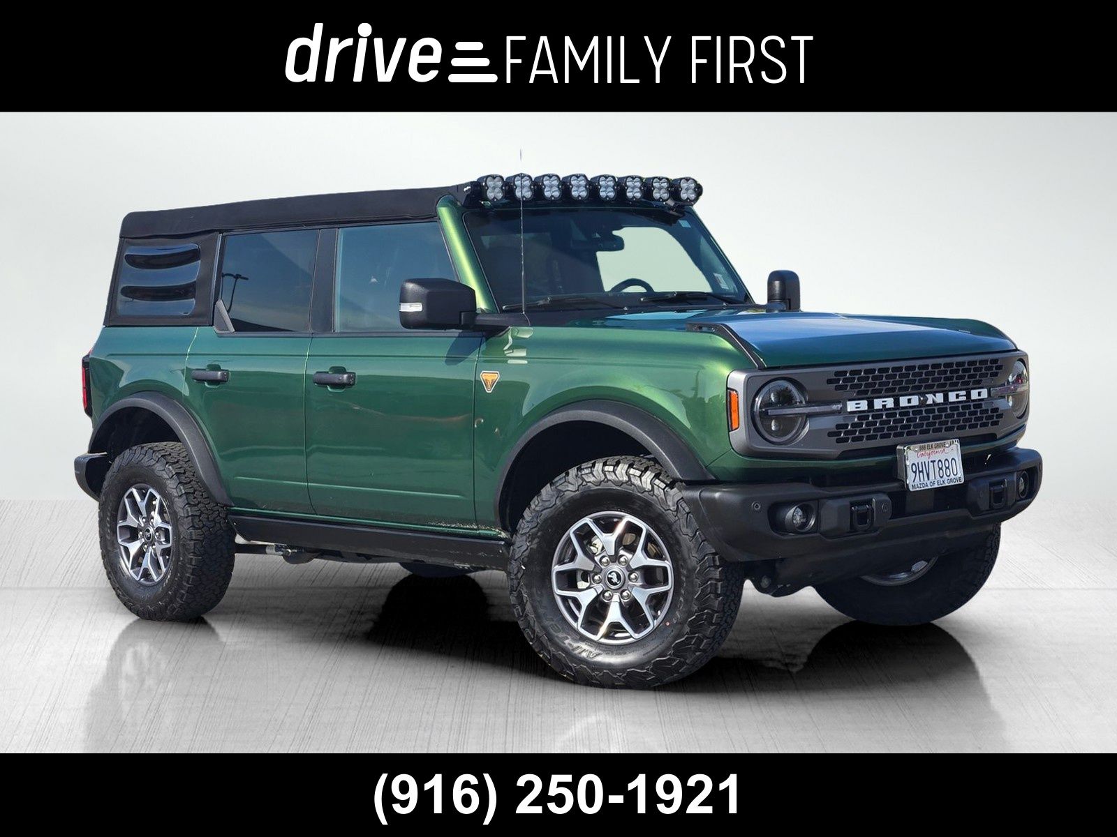 2023 Ford Bronco 4-Door Badlands's photo