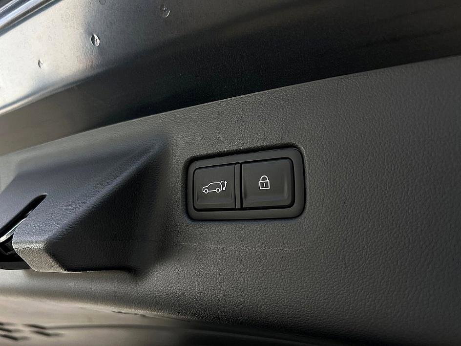 2025 Hyundai Santa Fe Limited photo 24
