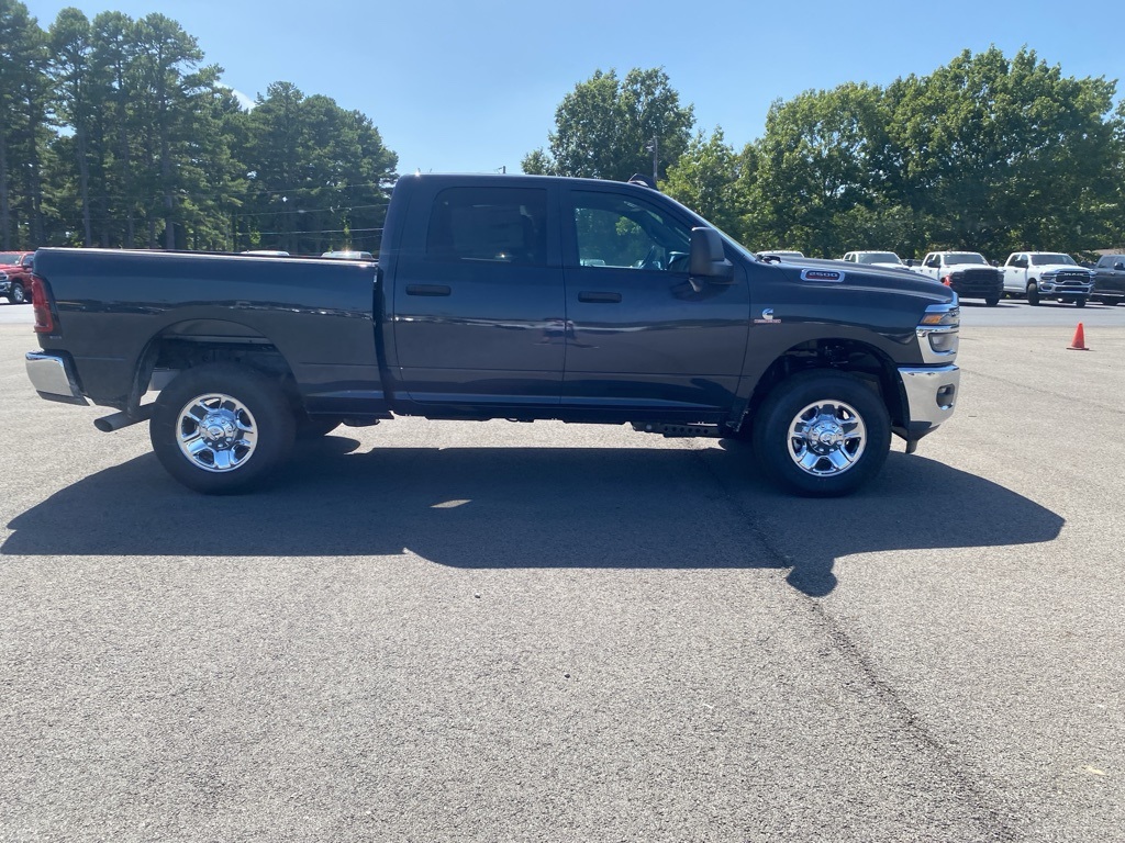 2025 Ram 2500 Tradesman photo 4