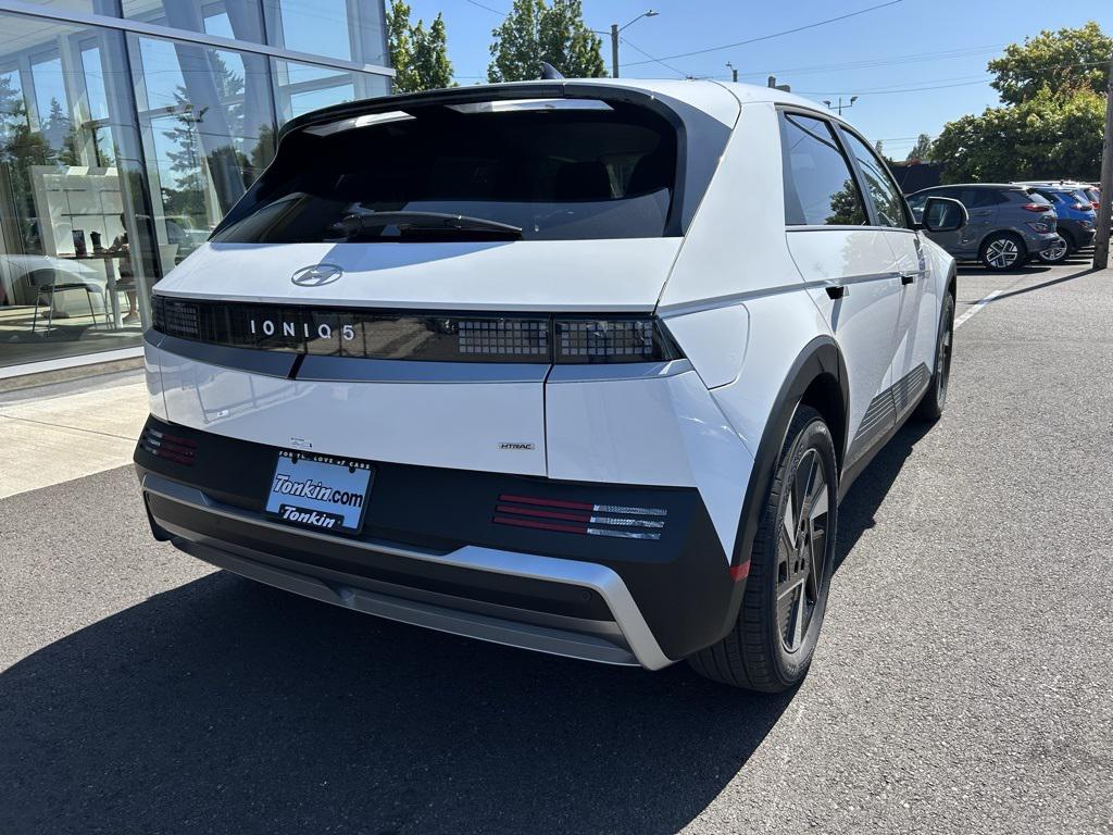 2025 Hyundai Ioniq 5 SE photo 6