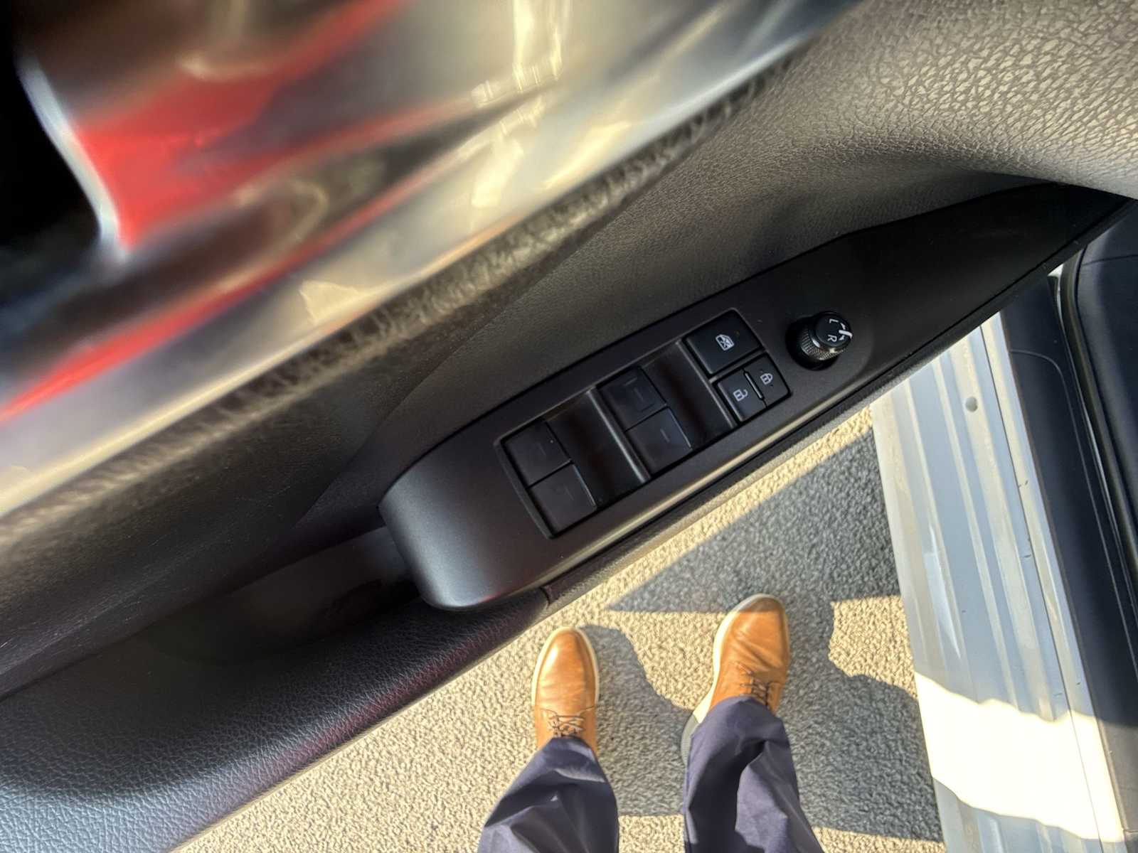 2021 Toyota Camry SE photo 13