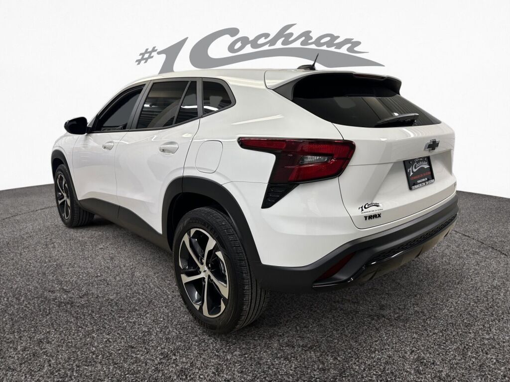 2024 Chevrolet Trax photo 17