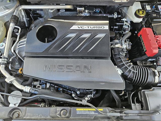 2024 Nissan Rogue SV photo 18
