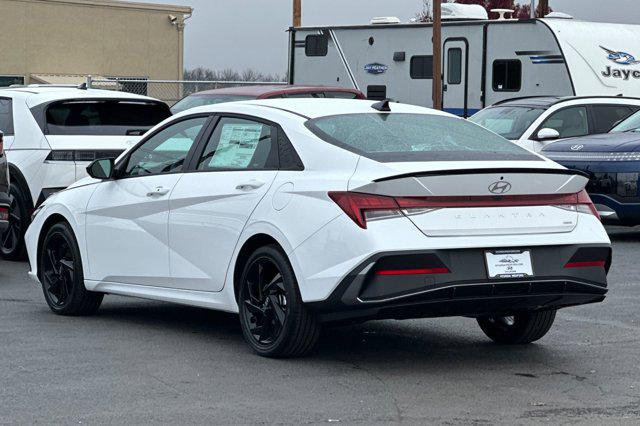 2026 Hyundai Elantra Hybrid SEL Sport photo 4