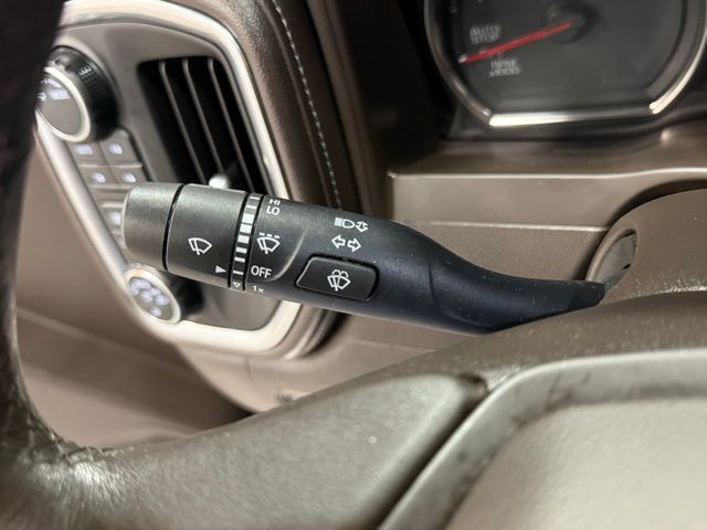 2020 Chevrolet Silverado 1500 RST photo 12