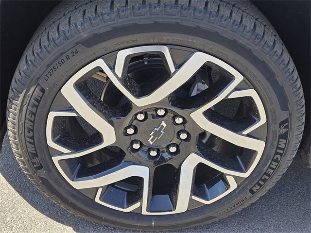 2024 Chevrolet Silverado EV RST photo 5