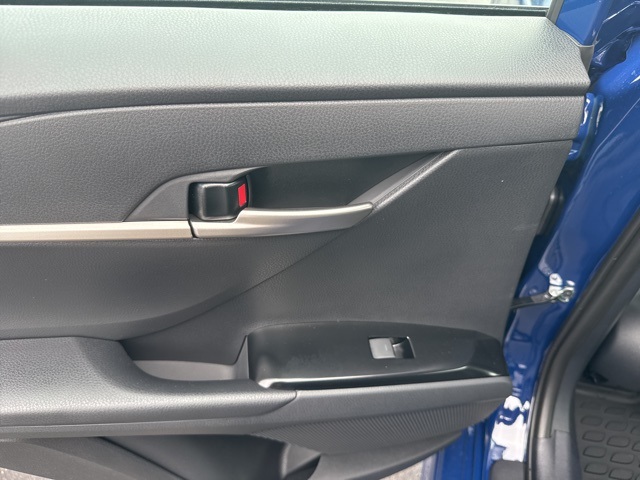 2025 Toyota Camry SE photo 12