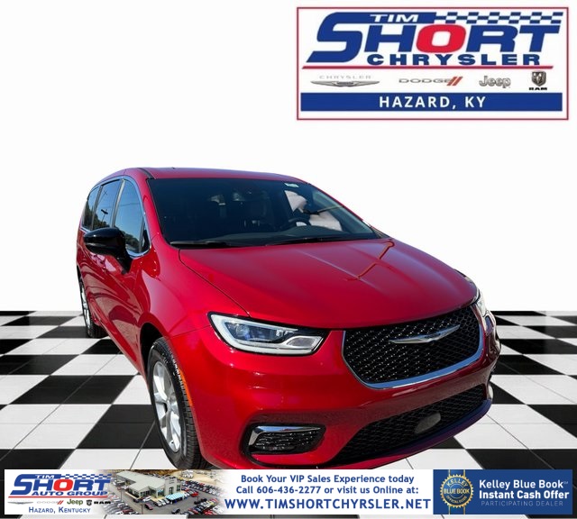 2026 Chrysler Pacifica Select's photo