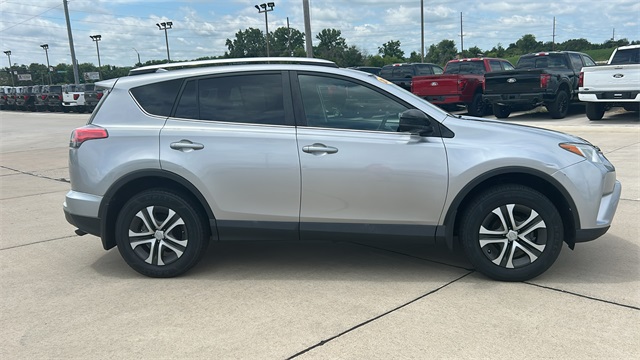 Used 2016 Toyota RAV4 LE with VIN 2T3BFREV4GW475981 for sale in Indianola, IA