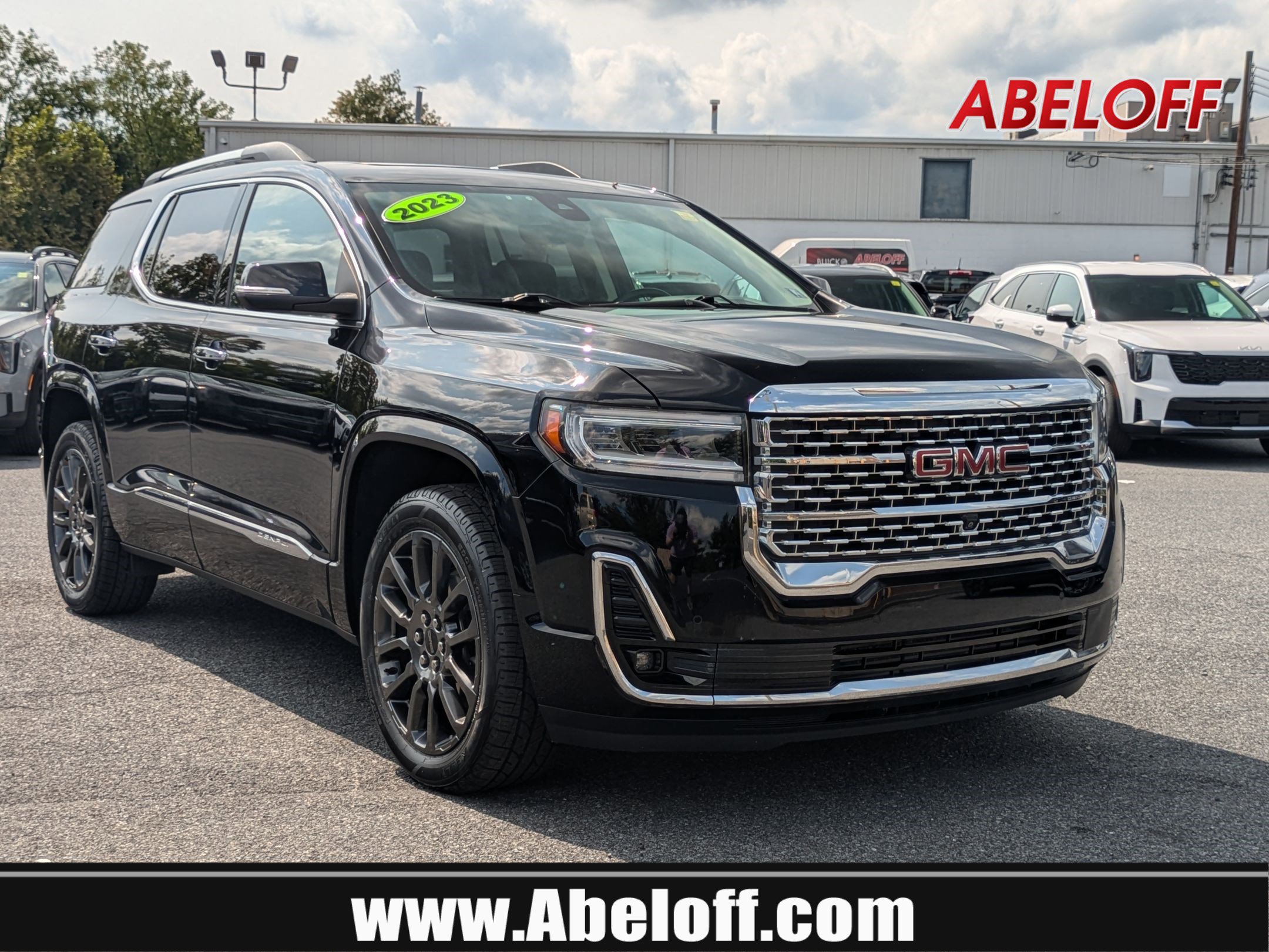 2023 GMC Acadia Denali