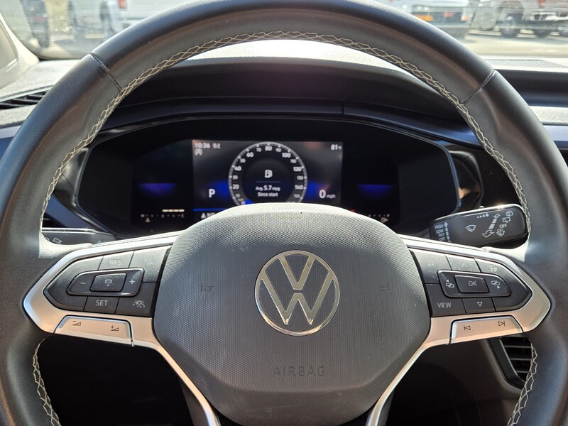 2022 Volkswagen Taos SE photo 20