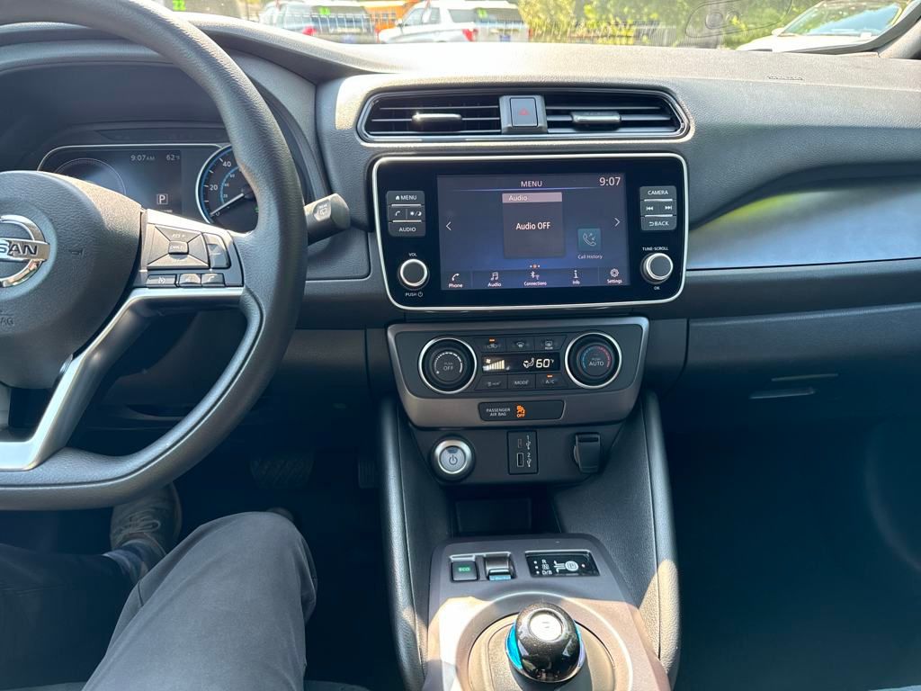 2020 Nissan Leaf Plus photo 17