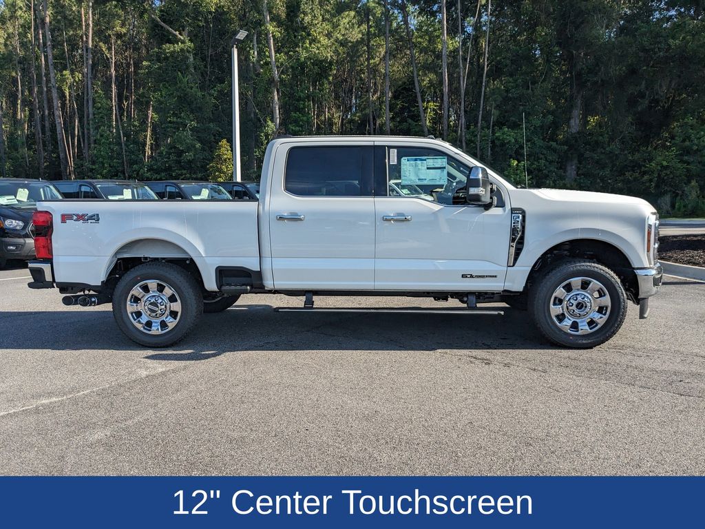 2025 Ford F-250 Lariat photo 2