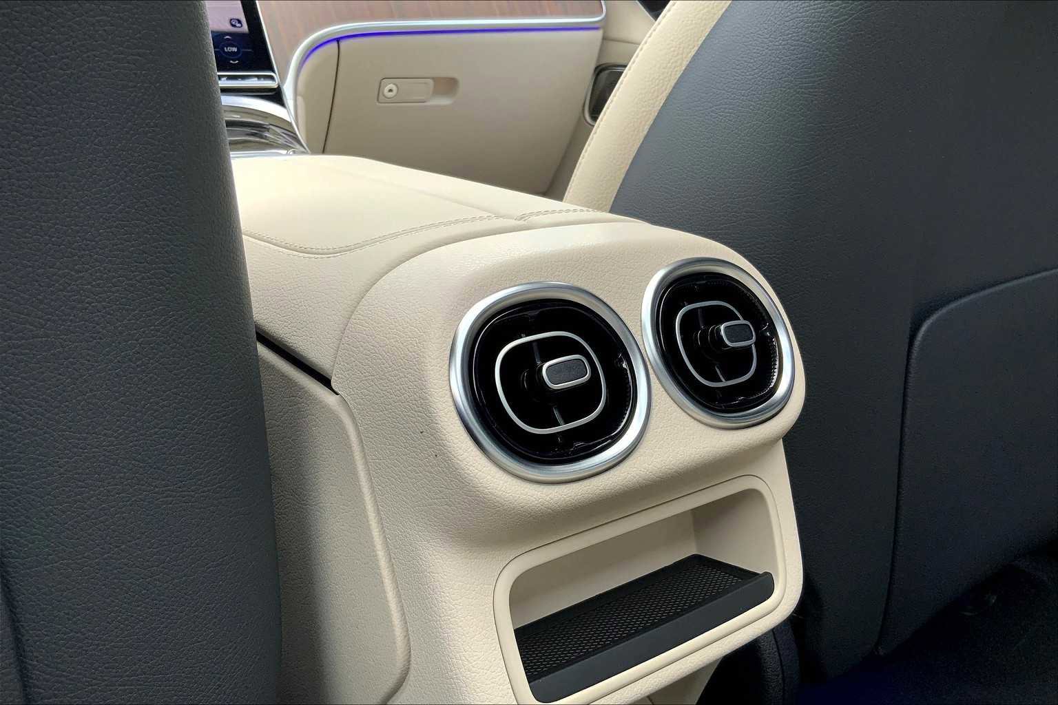 2026 Mercedes Benz GLC 300 4MATIC photo 22
