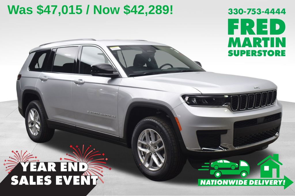 2025 Jeep Grand Cherokee L Laredo's photo