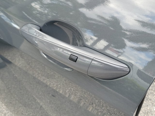 2025 Hyundai Elantra SEL Convenience photo 14